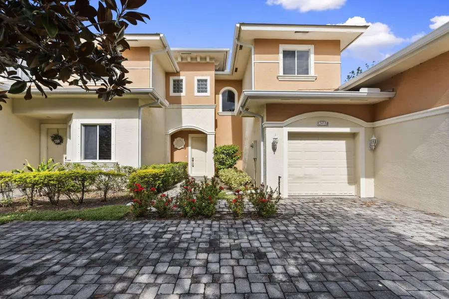 2597 Stockbridge Square Sw, Vero Beach, FL 32962 - Image #3