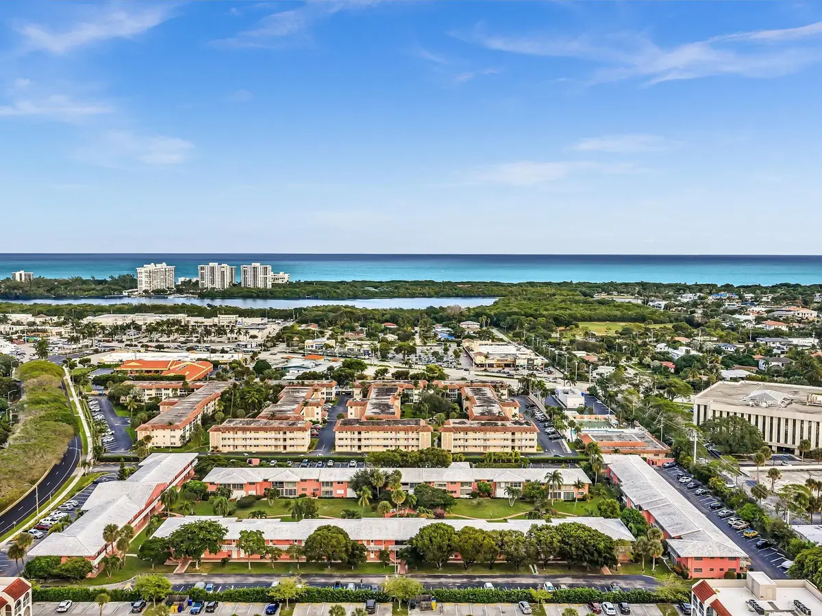 300 NE 20th Street #411, Boca Raton, FL 33431 - Image #1