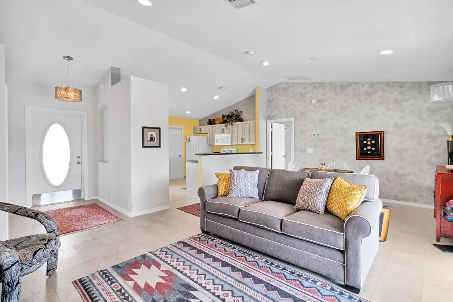 547 High Hawk Circle, Vero Beach, FL 32962 - Image #3