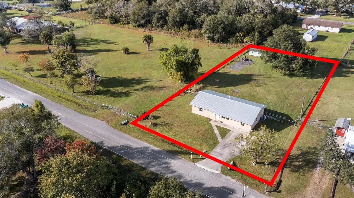 7677 NW 90th Court, Okeechobee, FL 34972 - Image #1