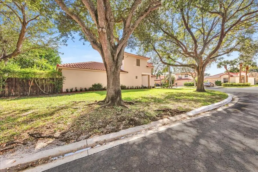 6379 NW 38th Drive, Coral Springs, FL 33067 - Image #3