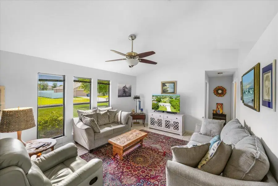 981 SE Candle Avenue, Port Saint Lucie, FL 34983 - Image #2