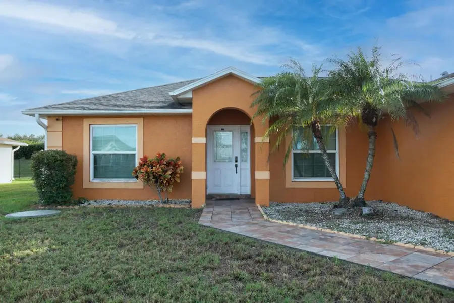 594 SW Grove Avenue, Port Saint Lucie, FL 34983 - Image #3