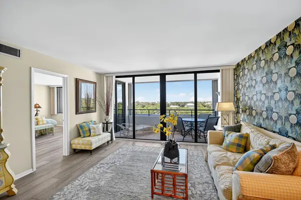 3589 S Ocean Boulevard #509, South Palm Beach, FL 33480