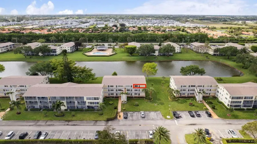 336 Dorset H, Boca Raton, FL 33434 - Image #2