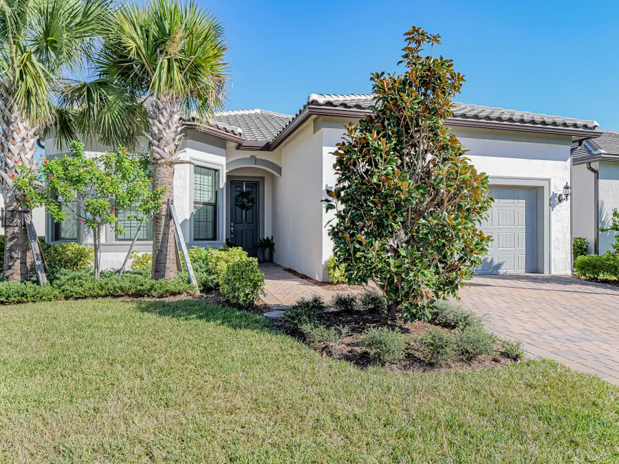 781 SE Courances Drive, Port Saint Lucie, FL 34984 - Image #2
