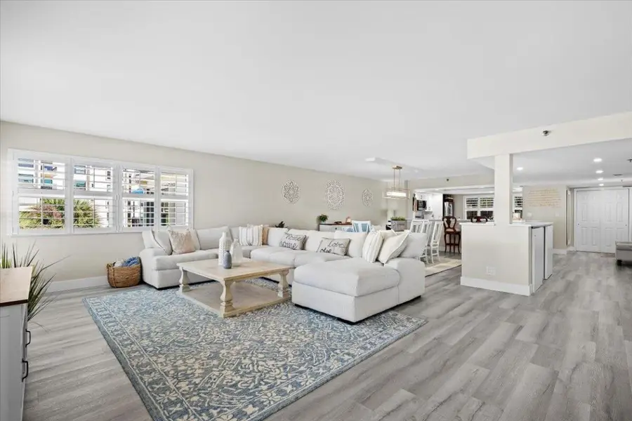 364 Golfview Road #405, North Palm Beach, FL 33408 - Image #3