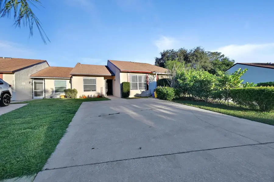 214 Palmetto Court, Jupiter, FL 33458 - Image #2