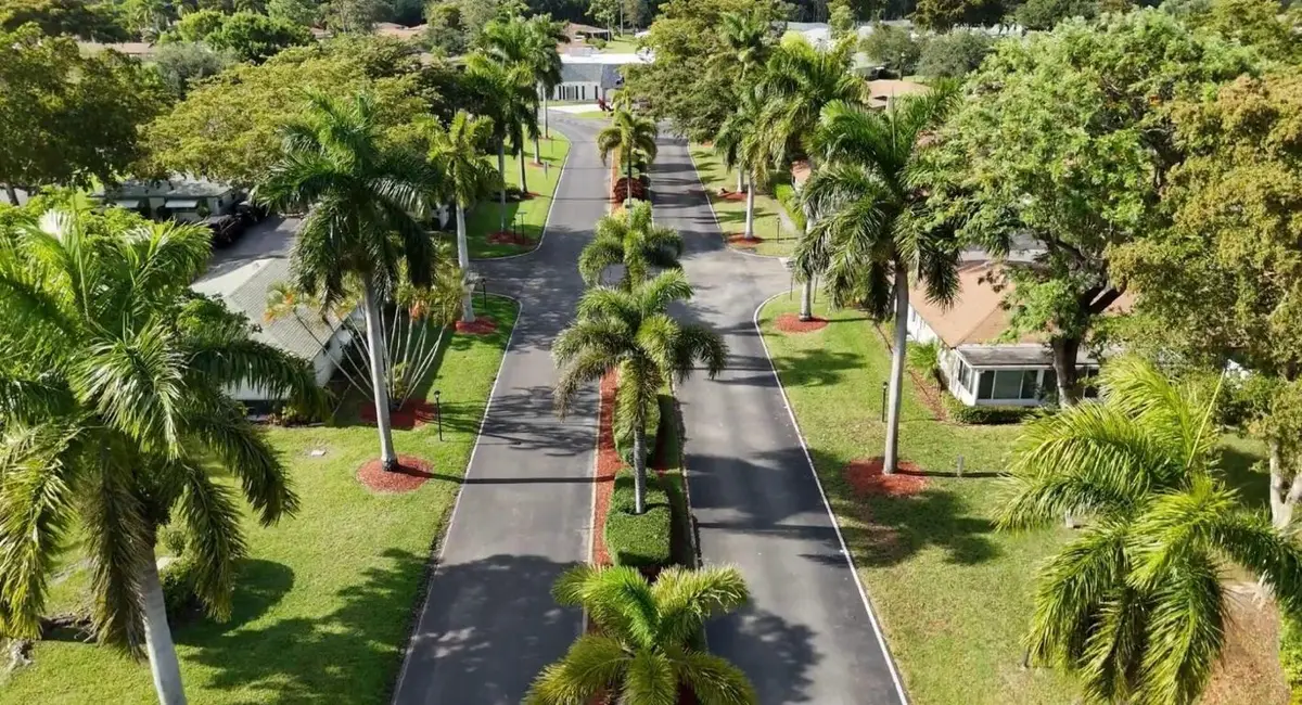 521 Sandpiper Circle, Delray Beach, FL 33445 - Image #1