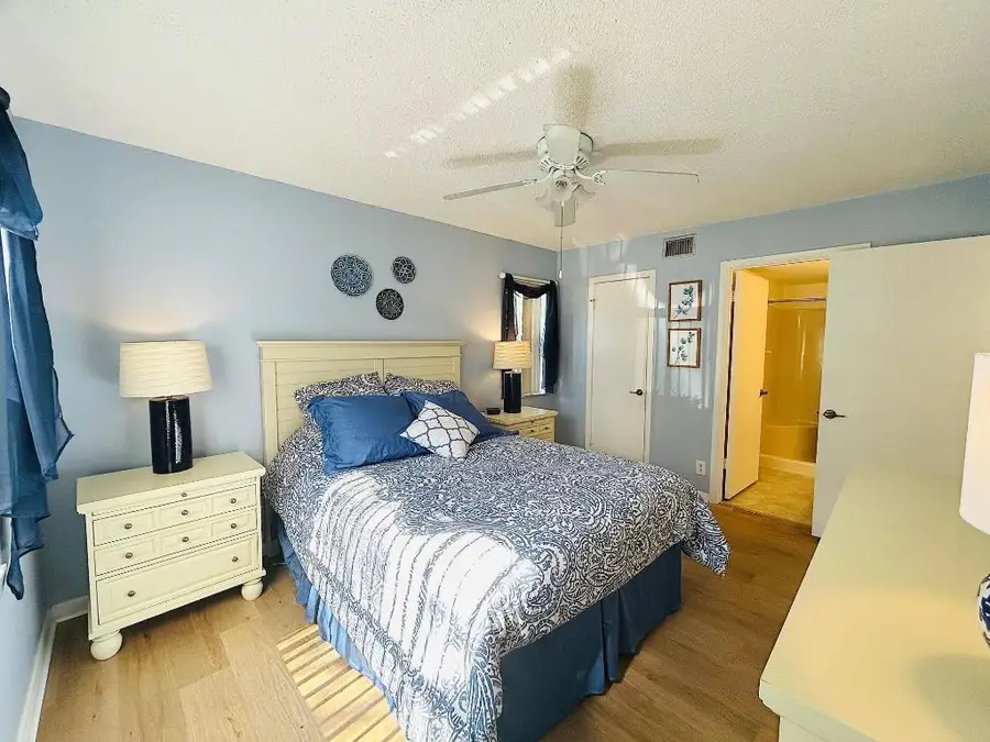 7106 Golf Colony Court #104, Lake Worth, FL 33467 - Image #3