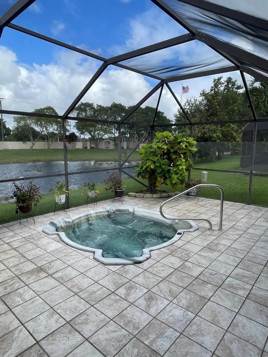 21 Columbia Court, Deerfield Beach, FL 33442 - Image #2