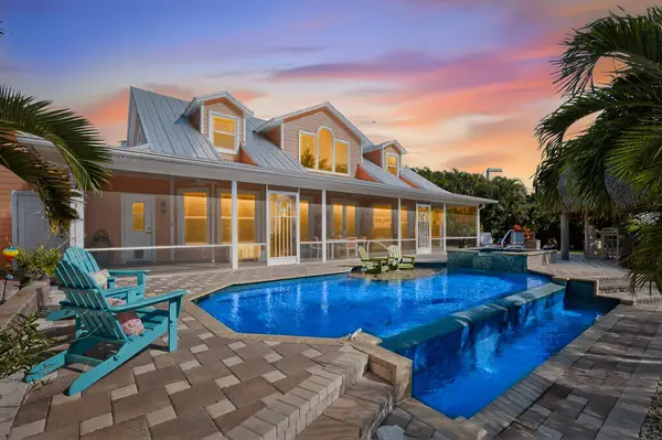 802 SE Portage Avenue, Port St Lucie, FL 34984