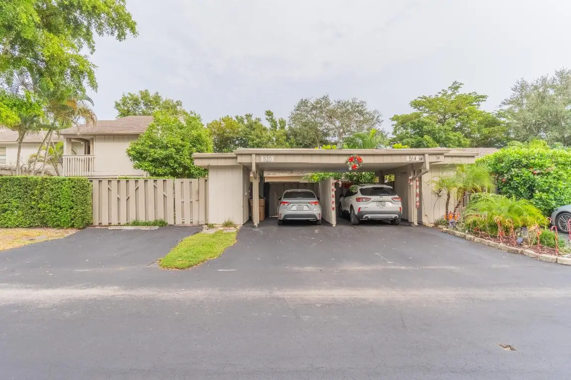 520 Deer Creek Wildwood Lane E, Deerfield Beach, FL 33442 - #1
