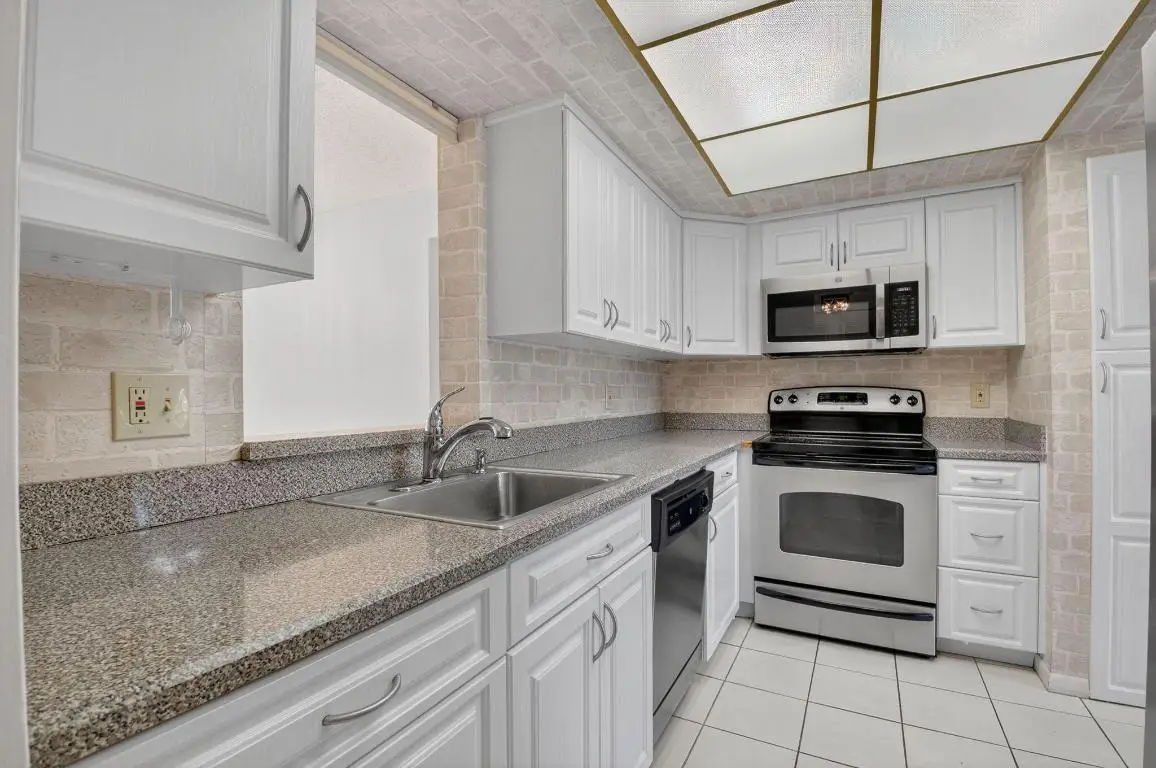 14797 Cumberland Drive #1020, Delray Beach, FL 33446 - Image #1