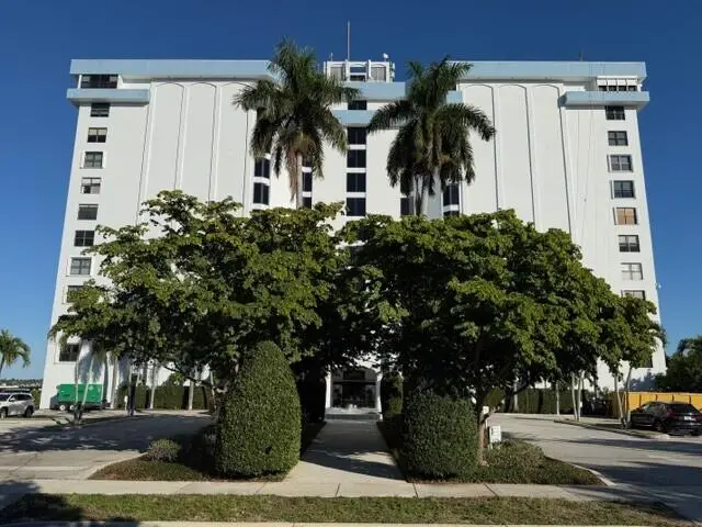 3800 Washington Road #806, West Palm Beach, FL 33405 - Image #2