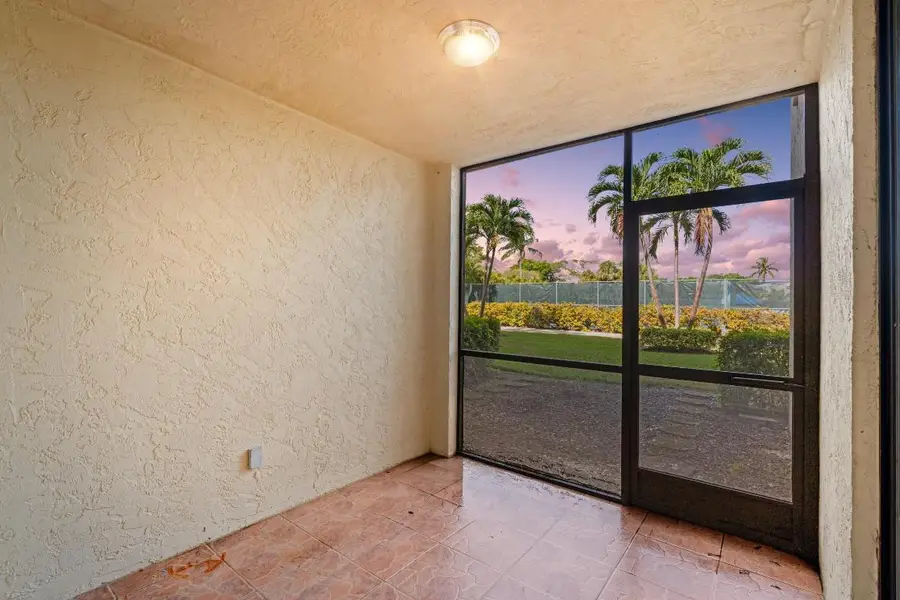 955 Egret Circle #109, Delray Beach, FL 33444 - Image #2