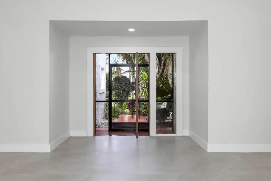 7718 San Mateo Drive E, Boca Raton, FL 33433 - Image #3