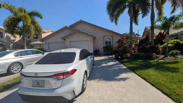 10638 Lake Shore Drive, Wellington, FL 33414