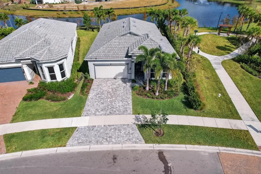 10405 Northbrook Circle, Palm Beach Gardens, FL 33412 - Image #2