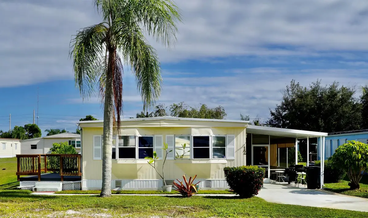 12 Nuestra Calle Lane, Port Saint Lucie, FL 34952 - Image #1