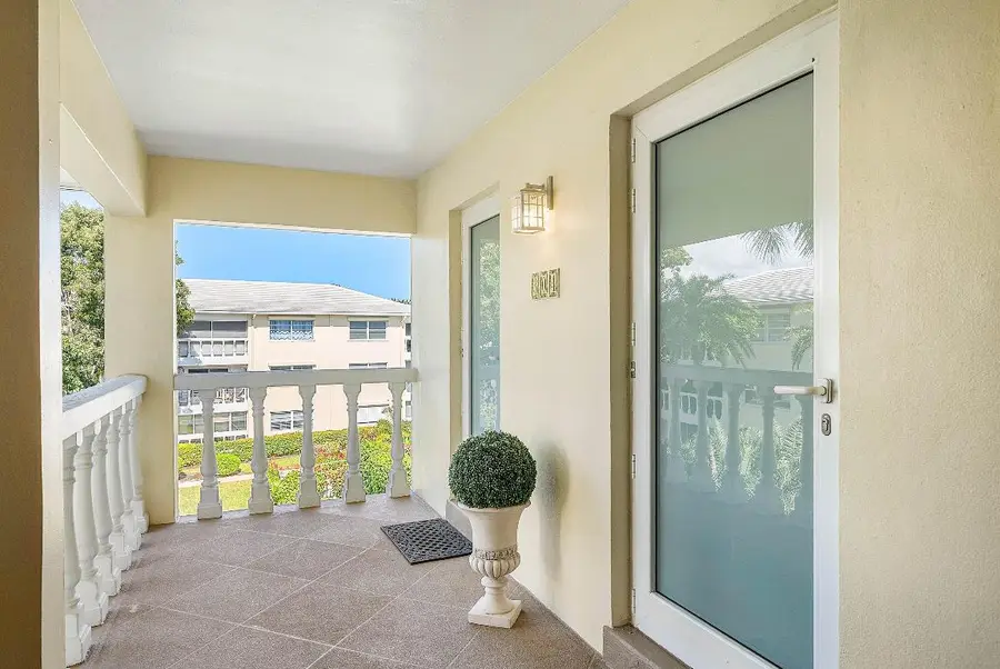 80 Venetian Drive #304s, Delray Beach, FL 33483 - Image #3