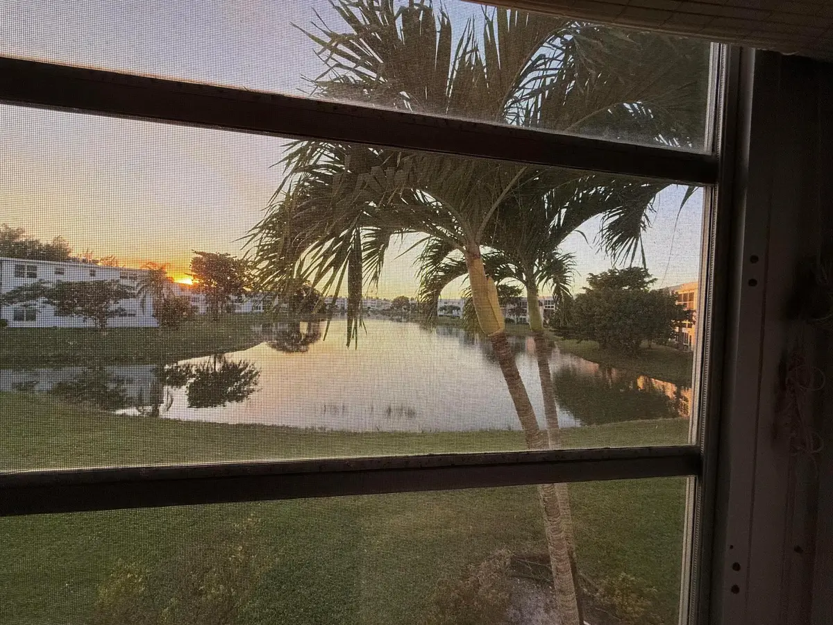 207 Wellington E, West Palm Beach, FL 33417 - Image #1