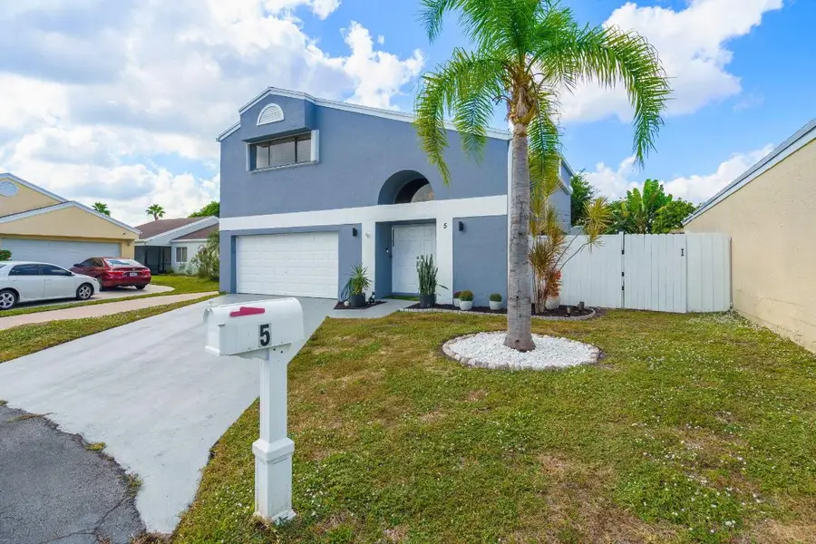 5 Compton Way, Boynton Beach, FL 33426 - Image #2