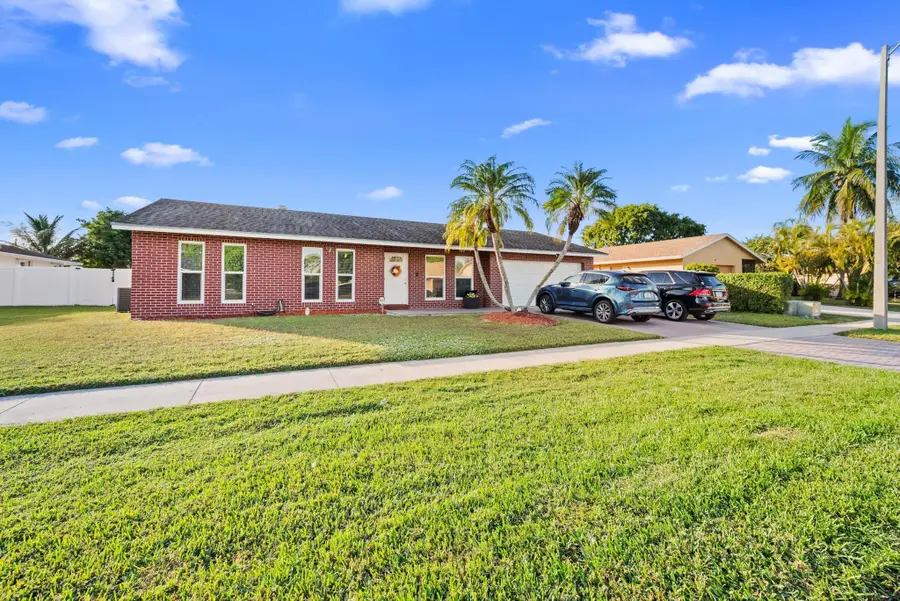 177 Dove Circle, Royal Palm Beach, FL 33411 - Image #3