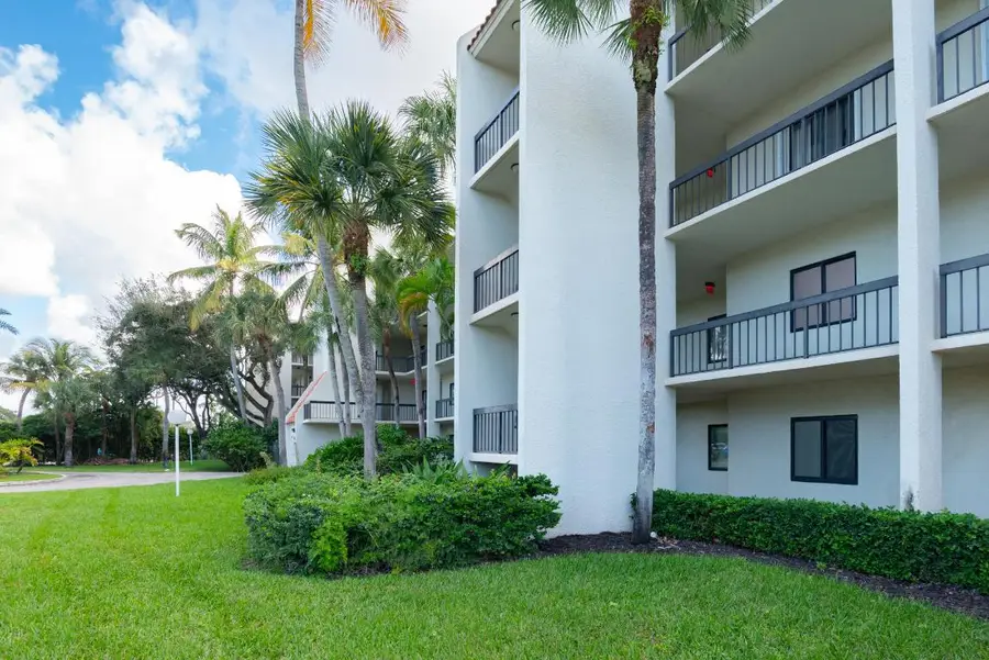3050 Presidential Way #403, West Palm Beach, FL 33401 - Image #2