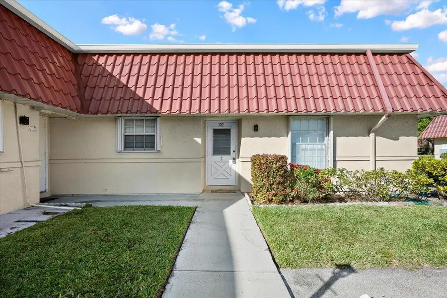 102 Amherst Lane, Lake Worth, FL 33467 - Image #3