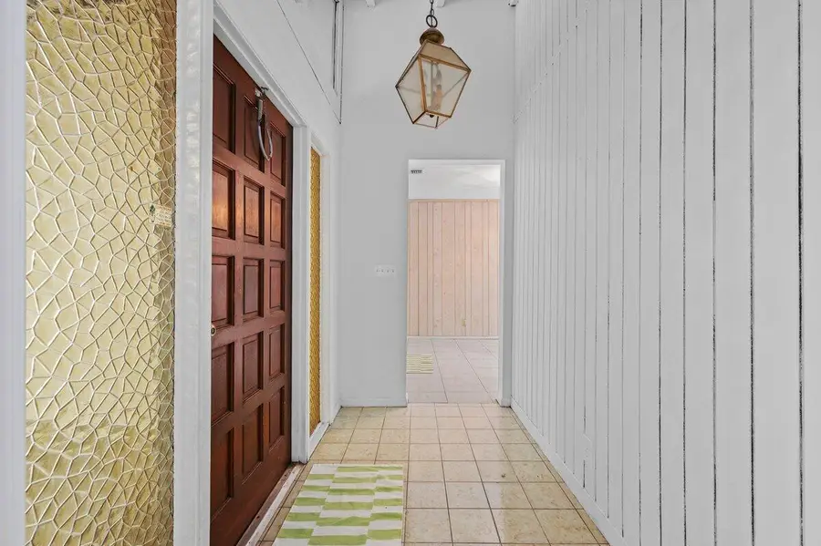 68 Old Bridge Road, West Palm Beach, FL 33415 - Image #2