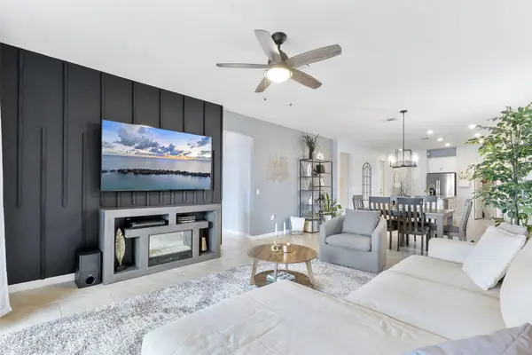 8328 Cinch Way, Lake Worth, FL 33467