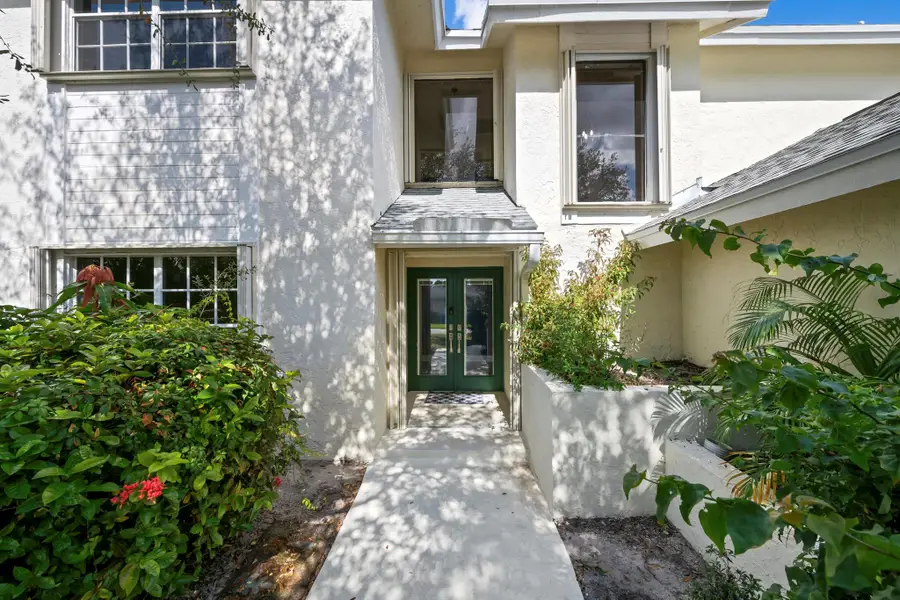 6361 Hollandaire Drive E, Boca Raton, FL 33433 - Image #2