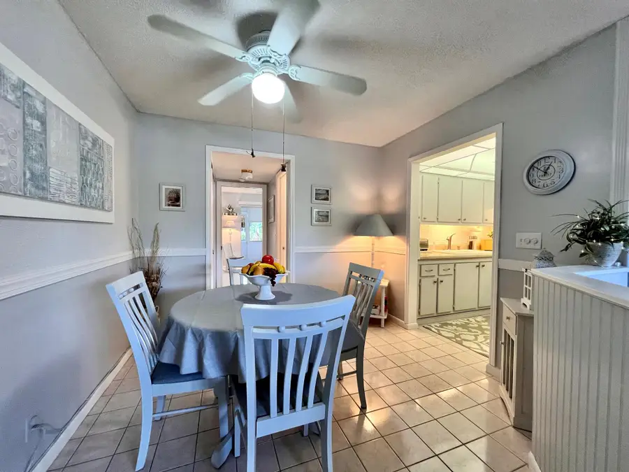 12 Andover A, West Palm Beach, FL 33417 - Image #3