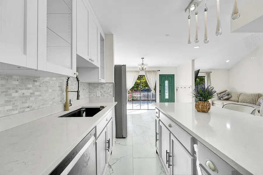 9056 Green Meadows Way, Palm Beach Gardens, FL 33418 - Image #2