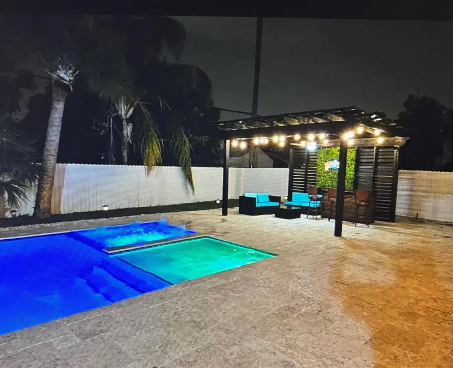 124 Davis Road, Palm Springs, FL 33461 - Image #3