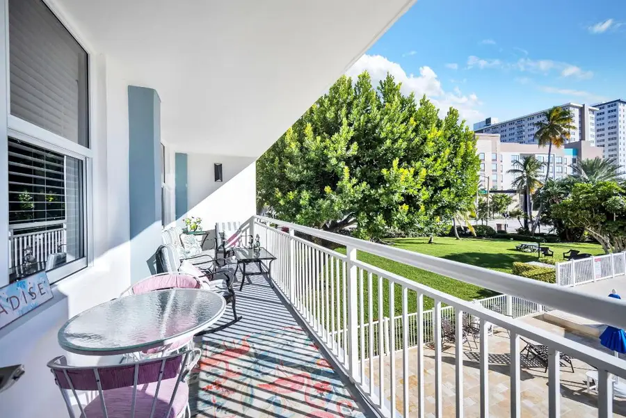 201 N Ocean Boulevard #203, Pompano Beach, FL 33062 - Image #3