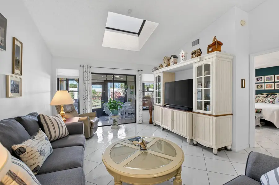 5893 Sunswept Lane #B, Boynton Beach, FL 33437 - Image #2