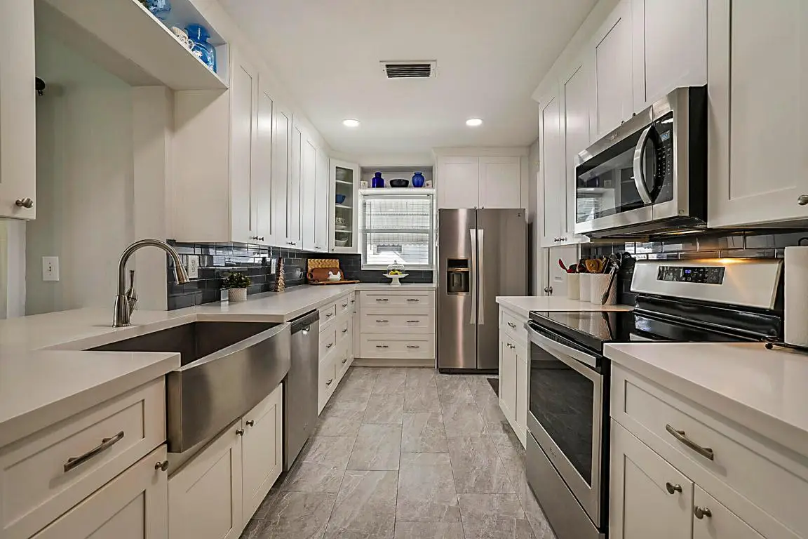 812 SW 5th Avenue, Boynton Beach, FL 33426 - Image #1