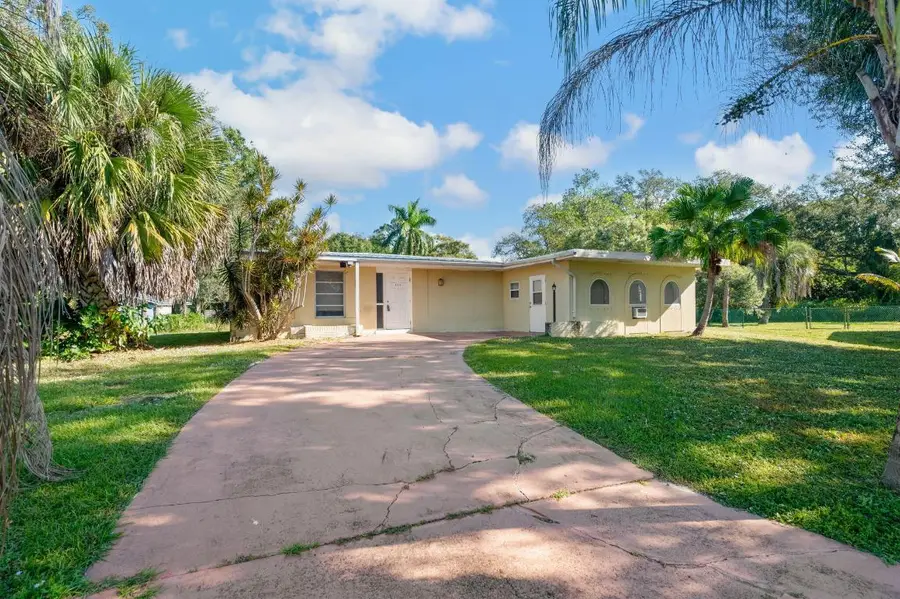 123 Aldea Court, Port Saint Lucie, FL 34952 - Image #2