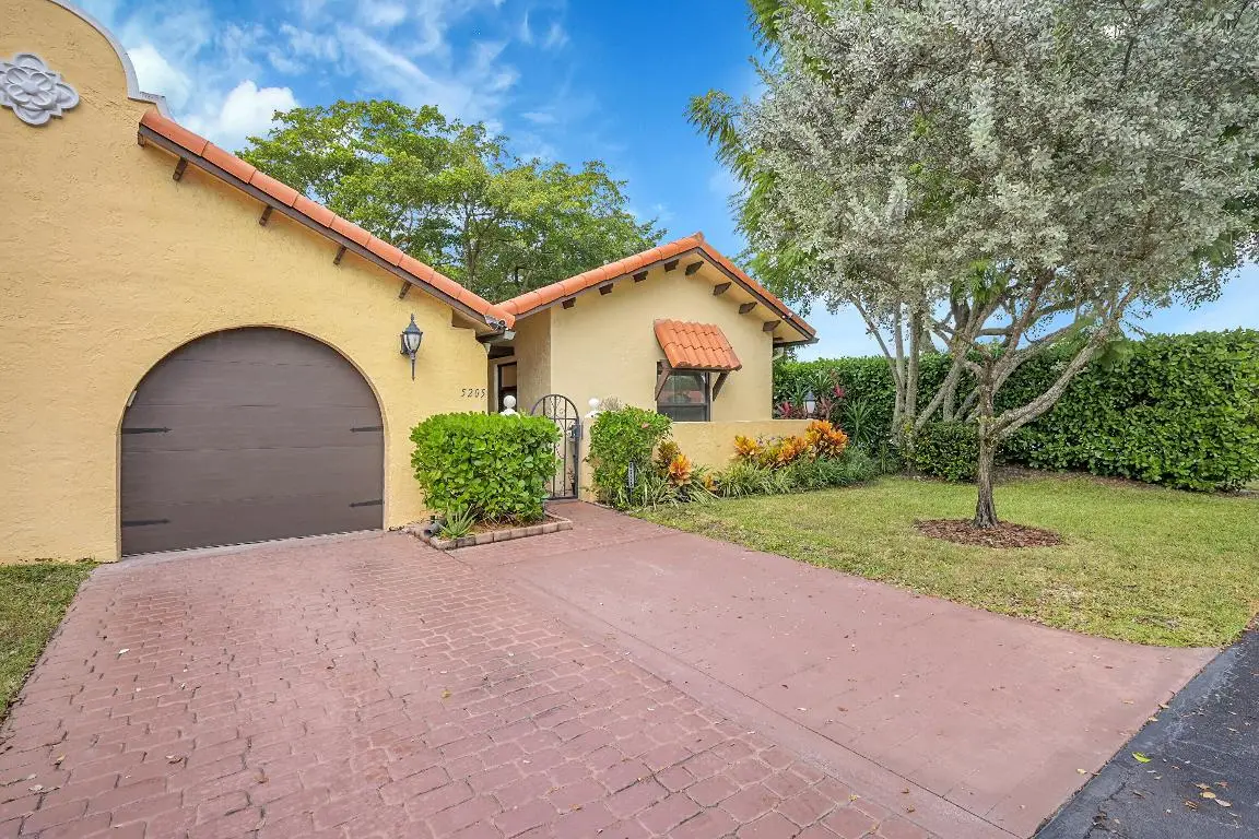 5205 Bolero Circle #5205, Delray Beach, FL 33484 - Image #1