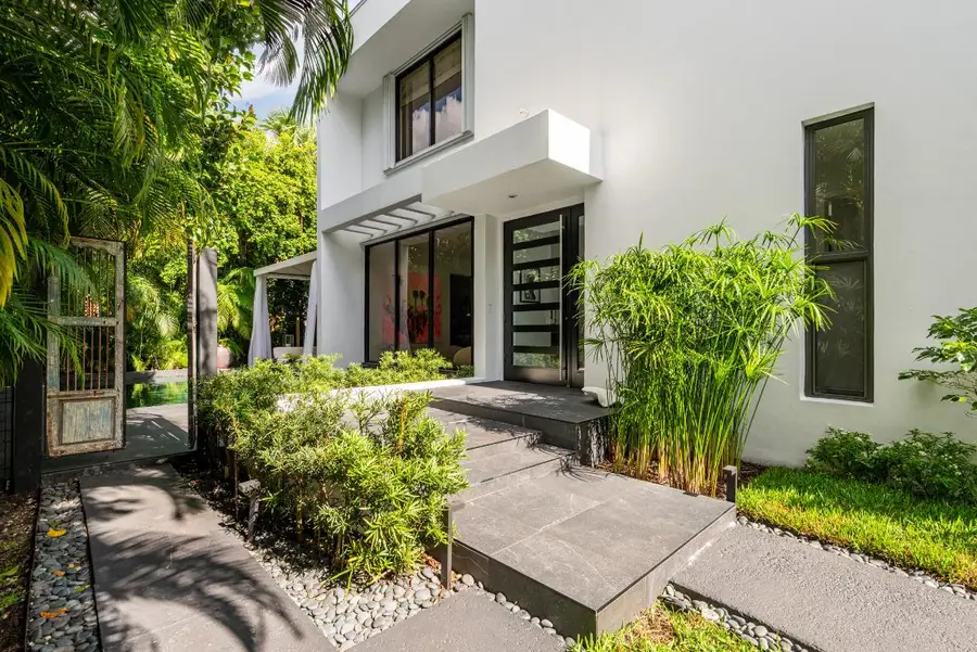 423 Chilean Avenue, Palm Beach, FL 33480 - Image #3