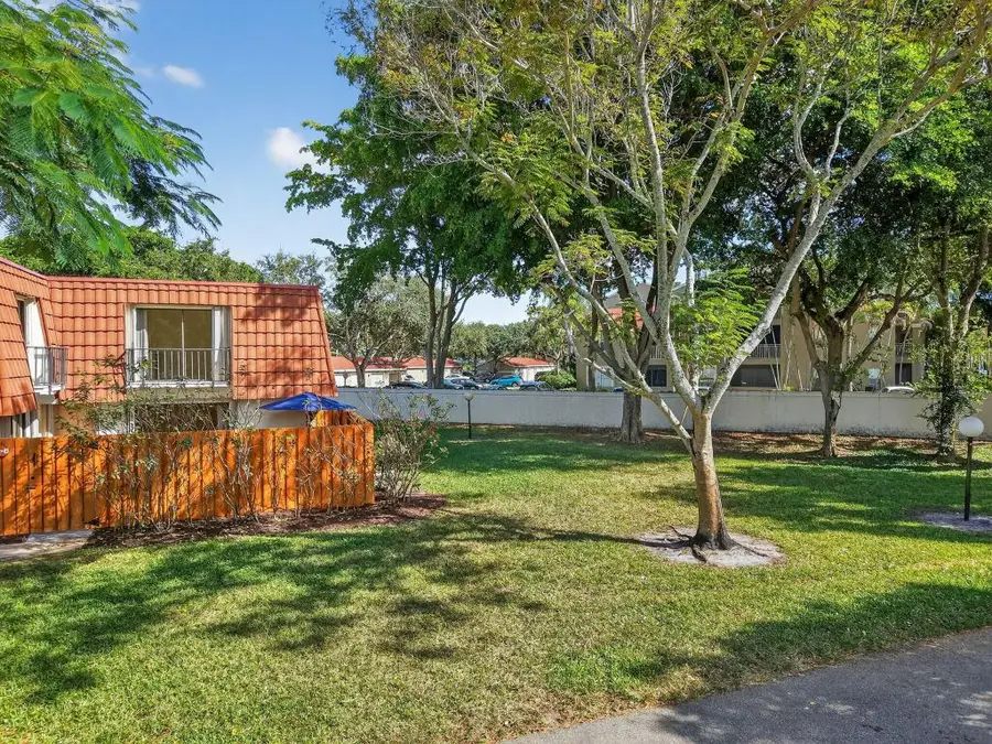 3002 San Clara Drive #6-B, Delray Beach, FL 33445 - Image #2