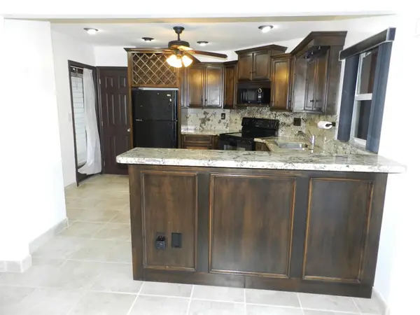 3 Greenway Village N #108, Royal Palm Beach, FL 33411