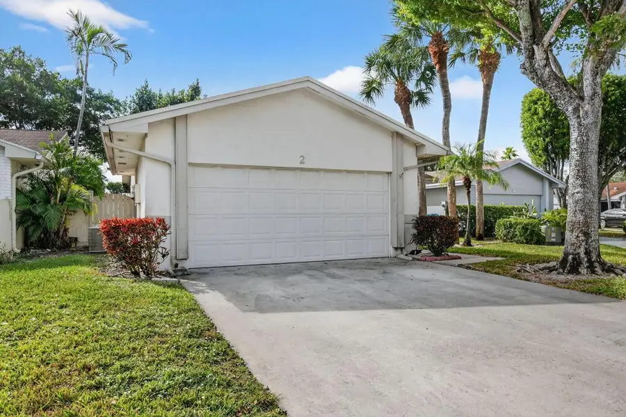 2 Cambridge Place, Boynton Beach, FL 33426 - Image #3
