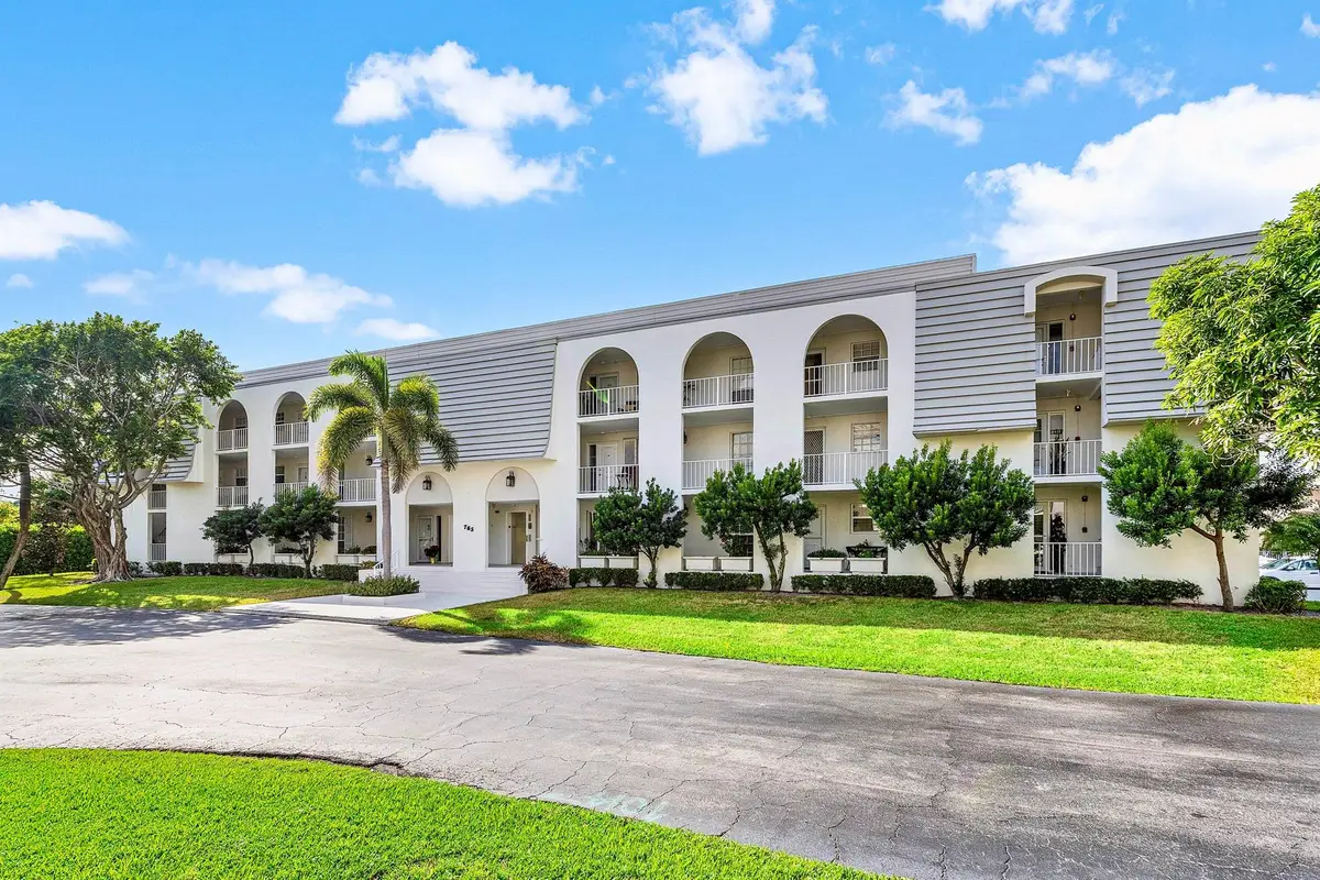 765 Jeffery Street #1-203, Boca Raton, FL 33487 - Image #1
