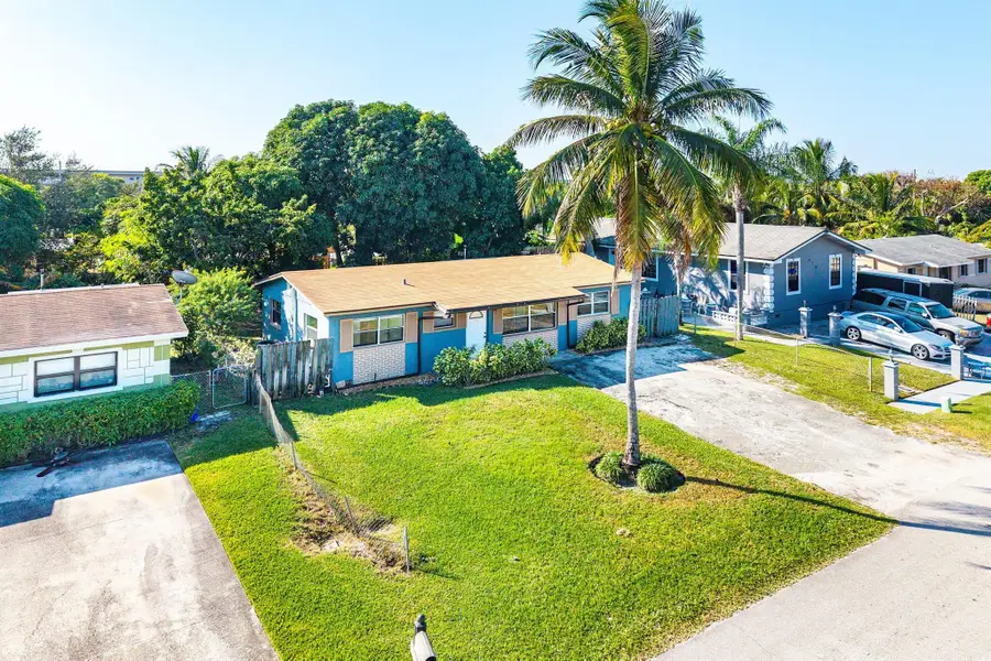 350 NE 27th Court, Boynton Beach, FL 33435 - Image #2