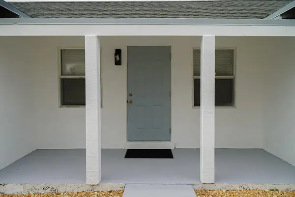 908 W 5th Street, Riviera Beach, FL 33404