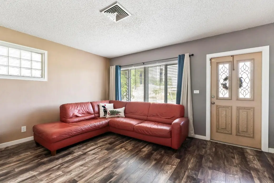 337 E Lake Road, Palm Springs, FL 33461 - Image #1