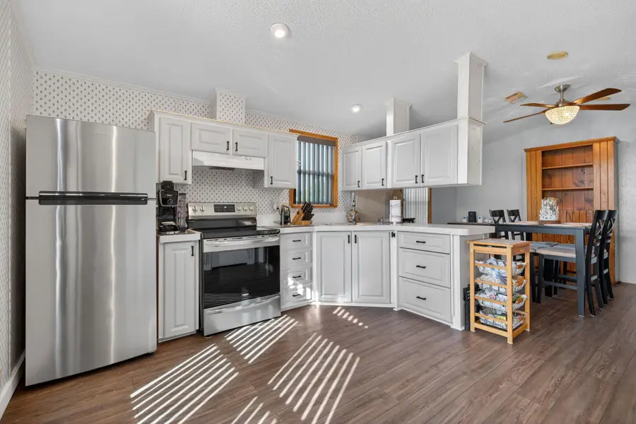 11055 SE Federal Highway #61, Hobe Sound, FL 33455 - Image #2